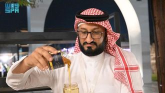 عسل جازان يكشف أسرار تربية النحل المتوارثة عبر الأجيال