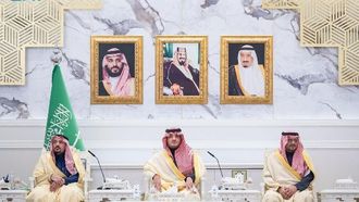 سكان القصيم يلتقون الأمير عبد العزيز بن سعود