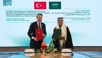 السعودية وتركيا توقعان اتفاقية الطاقة الشمسية