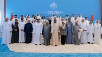 الشيخ محمد يلتقي قادة الكويت