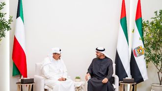 UAE Leader Meets Kuwaiti PM At Summit