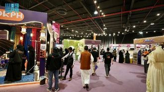 الفوانيس 9 رمضان يضيء في مكة