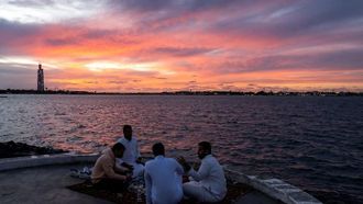 موائد إفطار رمضان توحد جدة