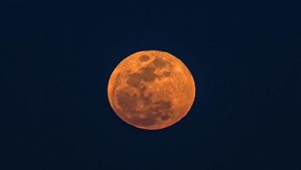 هلال رمضان: الخسوف غير مرئي في المنطقة العربية