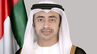 وزراء الإمارات يناقشون التطورات الإقليمية