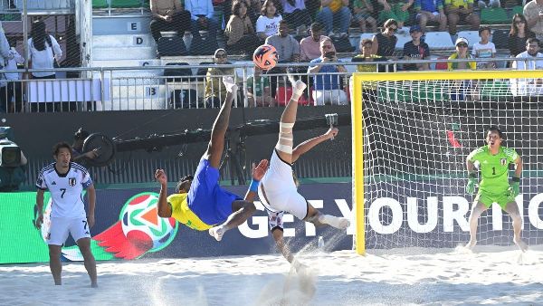 Brazil Advances to Beach Soccer Semi-Finals