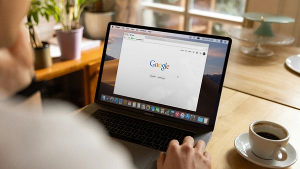 Google Apologizes for AI Image Bias