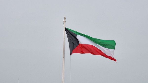 Kuwait Enforces Flag Post Ban for Celebrations