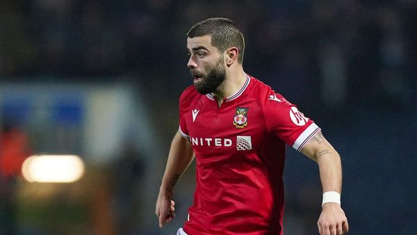 Wrexham Wins Against Sutton in League Two