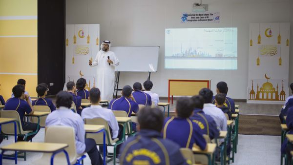 Dubai's Student Career Program