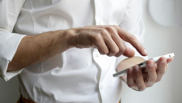 7 Best Eid Smartphone Gifts Under 500SAR