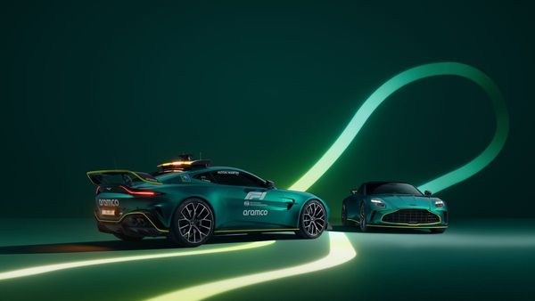 Aston Martin Vantage  F1 s Fastest Safety Car