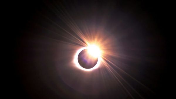 Eclipse Impact on Eid Moon Sighting