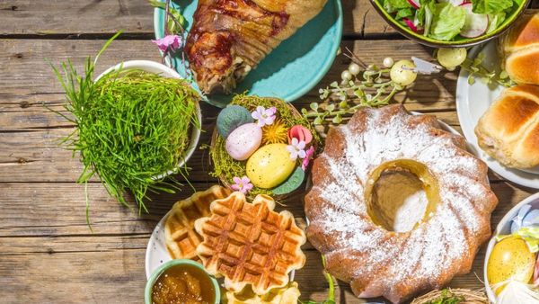 Festive March at Yas Plaza Hotels