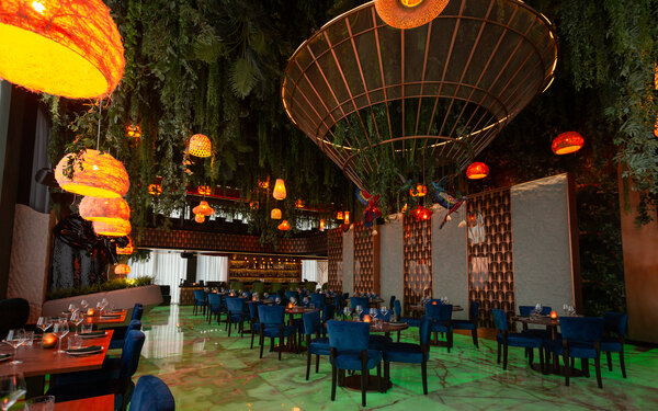 Neera Dubai Unveils Six Dining Spaces