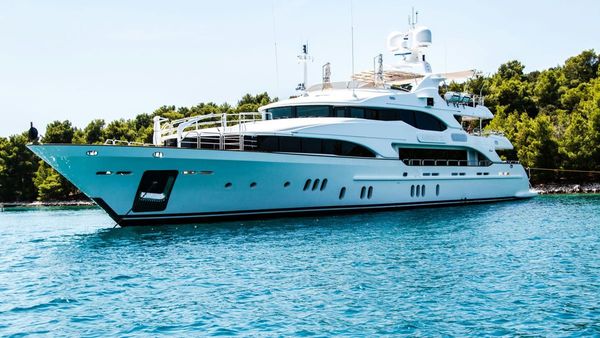 Yachting  Dubai s New Leisure Love