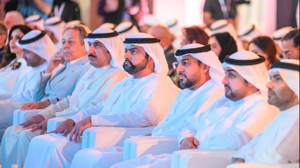 Media Forum Opens, Arabic Press Honoured