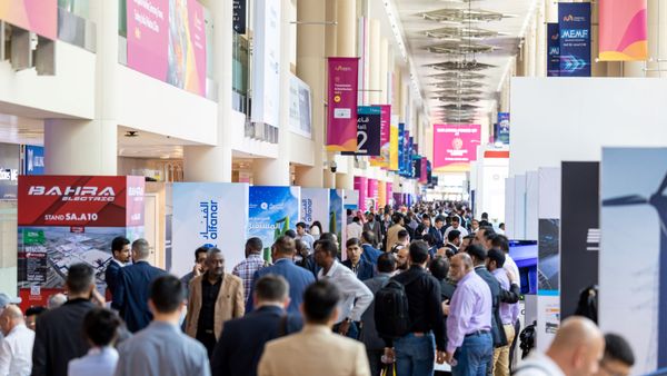 Energy Expo Begins in Dubai