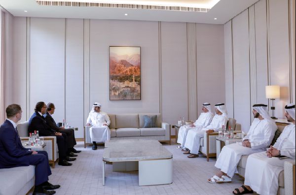 Dubai Eyes Global Finance Boost