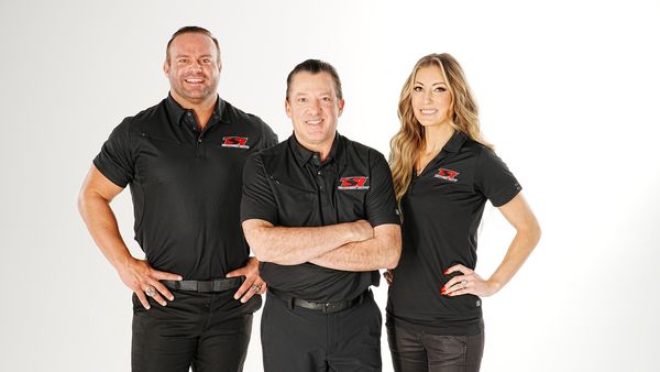 Stewart, Hagan Excel in NHRA Las Vegas Finals