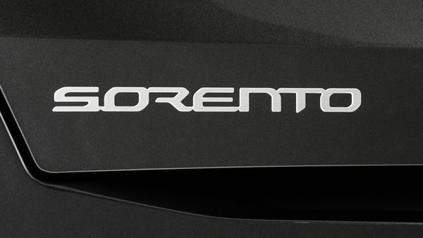 New Kia Sorento: UK Pricing & Specs