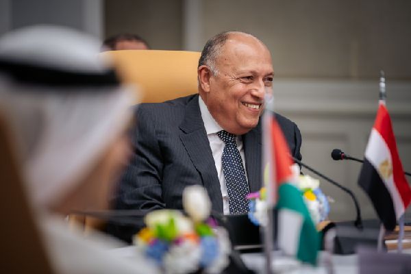 Arab Six-Party Talks Aim at Peace