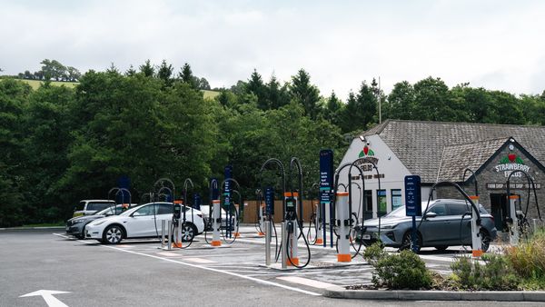 Osprey Hits 1,000+ UK EV Chargers