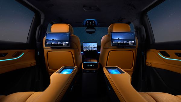 LEVC's Luxury Electric L380 Interior