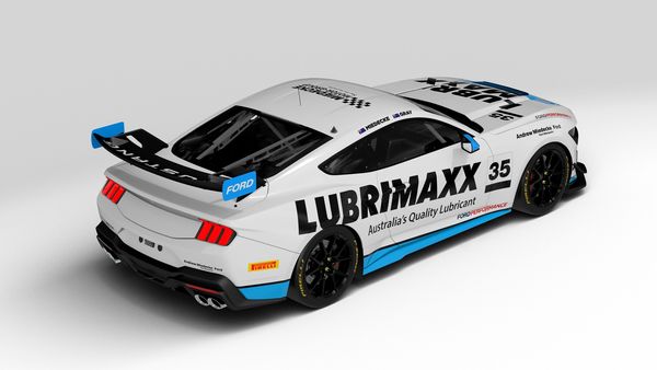 Mustang GT4 Debuts in Australia Mustang GT4 Debuts in Australia