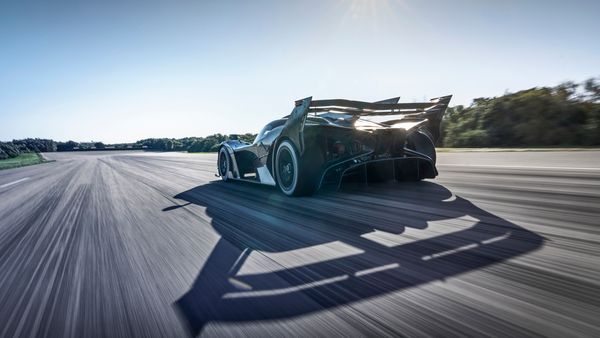 Bugatti Bolide: Peak Track Performance