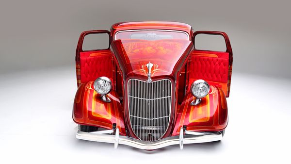 Petersen Museum Showcases Lowriders