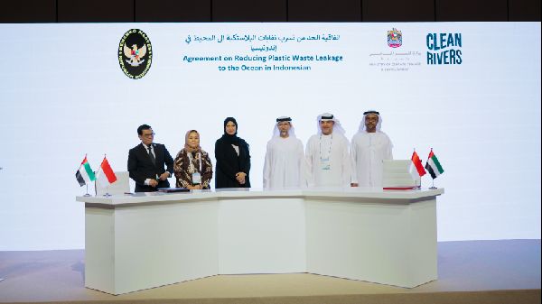 Combatting Ocean Plastic Together