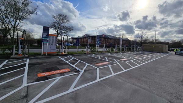 Osprey Hits 1,000+ UK EV Chargers