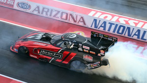Stewart, Hagan Excel in NHRA Las Vegas Finals