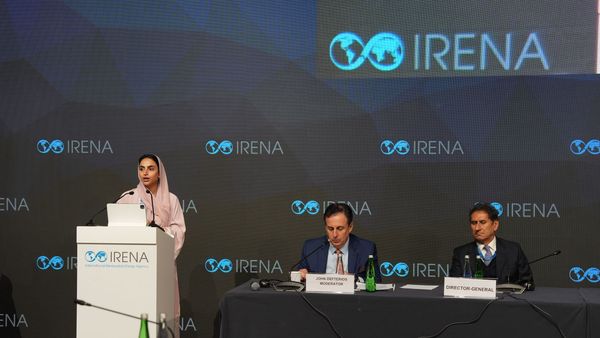 UAE Pushes for Renewable Energy