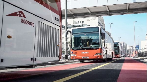 Dubai Boosts Public Transit