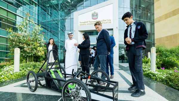 UAE Students to Build Electric Cars