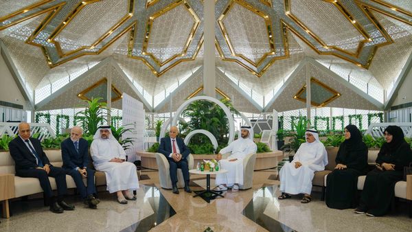 Sharjah Uni Celebrates Academic Excellence