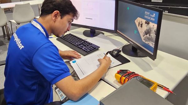 Colleges Excel at Skills Competition