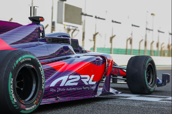 VR Broadcast for Abu Dhabi Racing