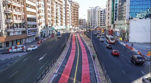 Dubai Boosts Public Transit