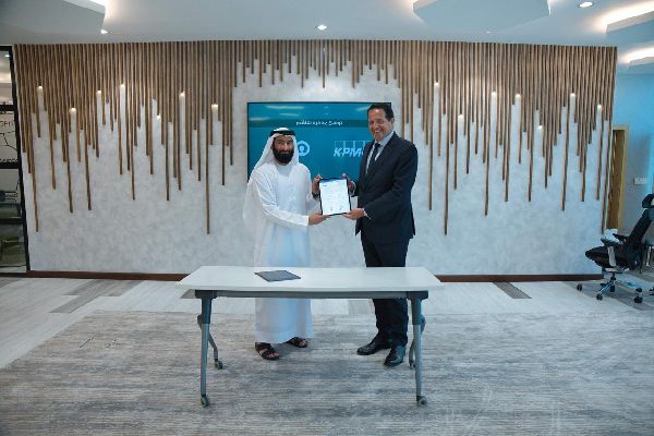 Boosting Emiratisation Efforts