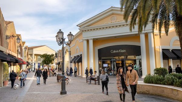 EID 2024  Luxury  amp amp  Style at McArthurGlen