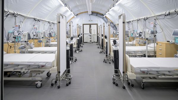 Emirates Field Hospital Opens in Chad