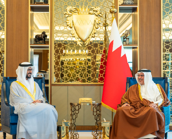 Arab Balloon Boosts Bahrain-UAE Ties