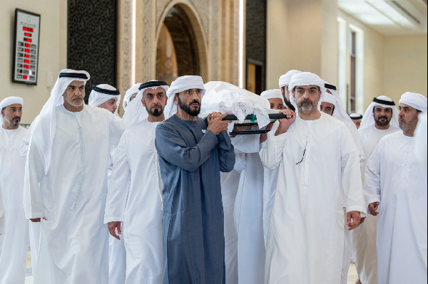 Mourning Sheikh Hazza in Abu Dhabi