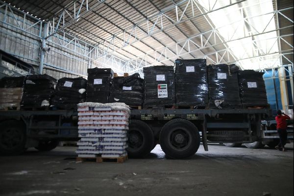 400 Tons of Food Aid Delivered to Gaza