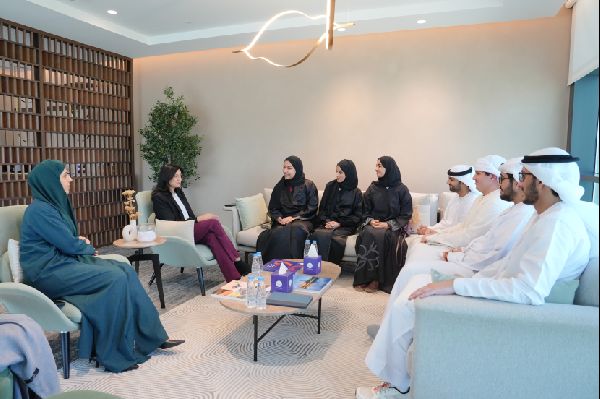 Emirati Youths Join Leadership Program