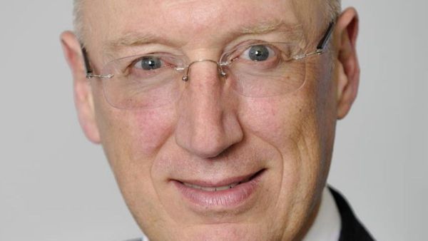 AI Chip Revenue to Surge 33  in 2024