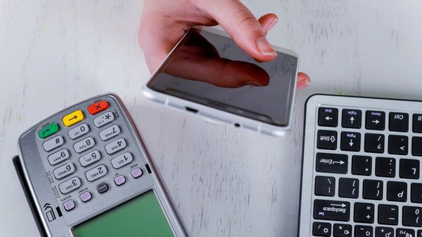 Bahrain s First World Prepaid Card Launch